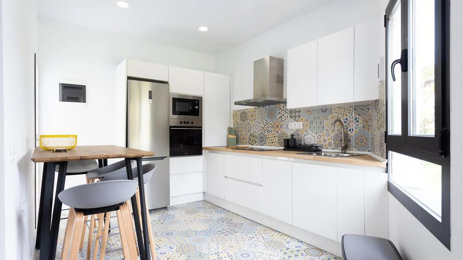 Apartament Alcala Deluxe Townhouse By Sunkeyrents